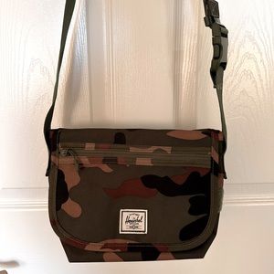 Herschel Supply Co Crossbody bag
